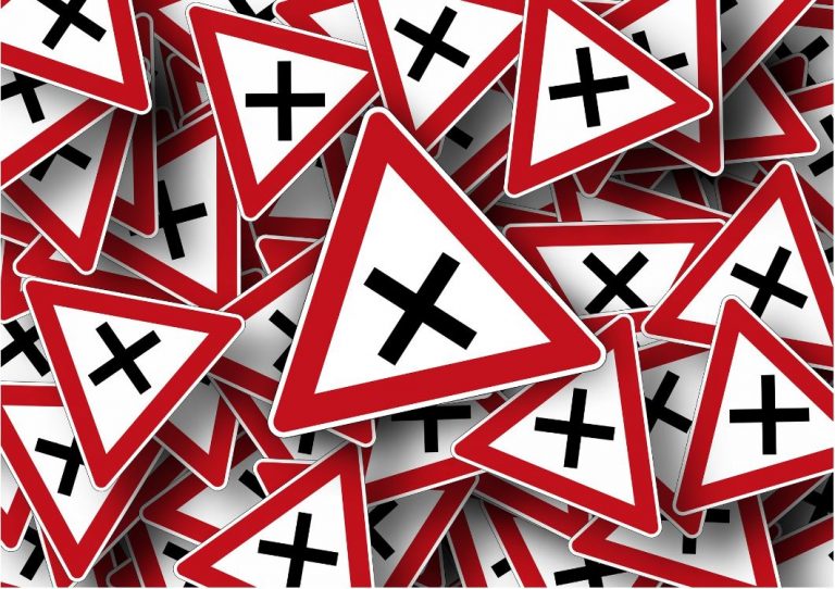 שערי מטח מצטלבים